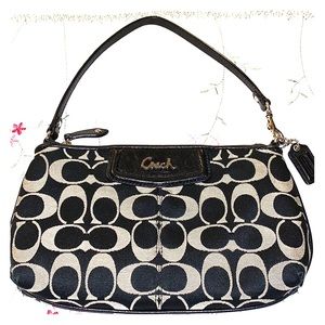 Coach Wristlet Wallet Small Bag